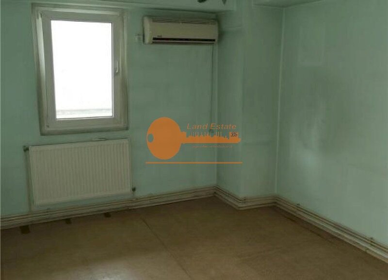 Gorjului, apartament cu 3 camere, centrala, bloc reabilitat.